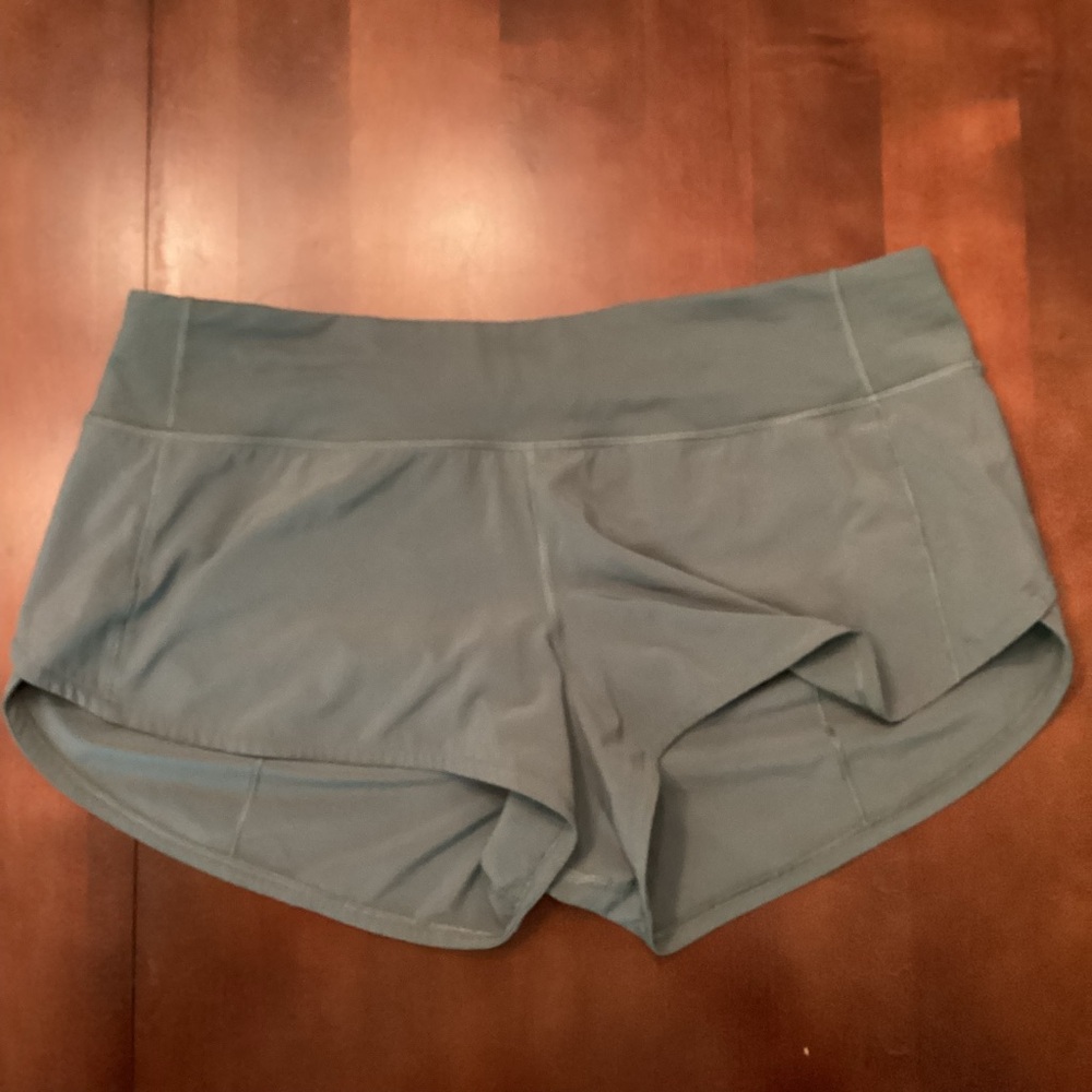 Lululemon Women's green Shorts